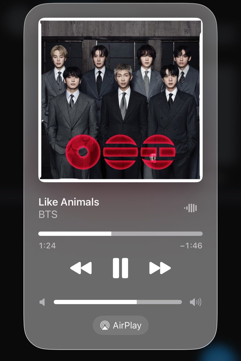 Nyx⁷ na garupa da moto do jk tweet media