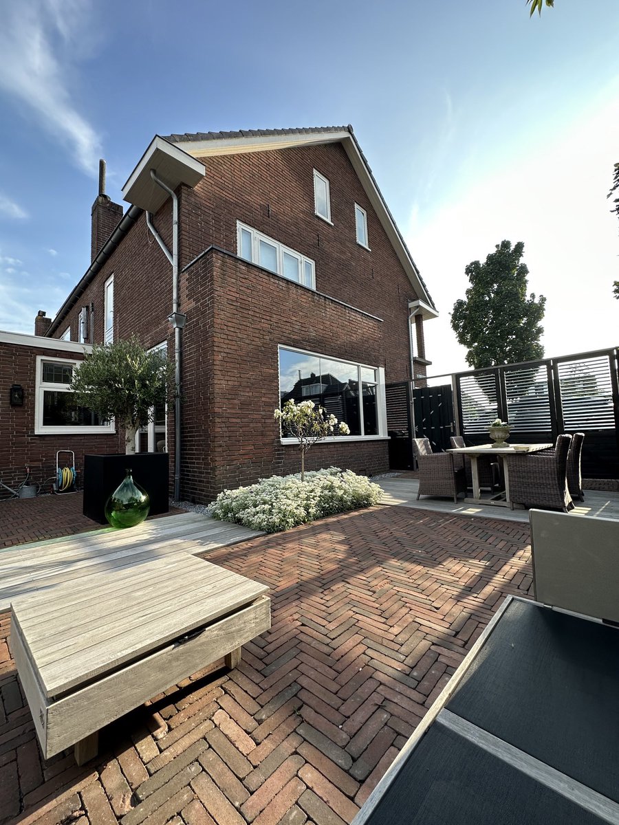 Toob_Alers's tweet image. Nee klopt we wonen midden in de stad, prima en zeer levendig. 

Zomers ook de reuring op Italiaanse campings #puglia 

Dit is even lekker zo!