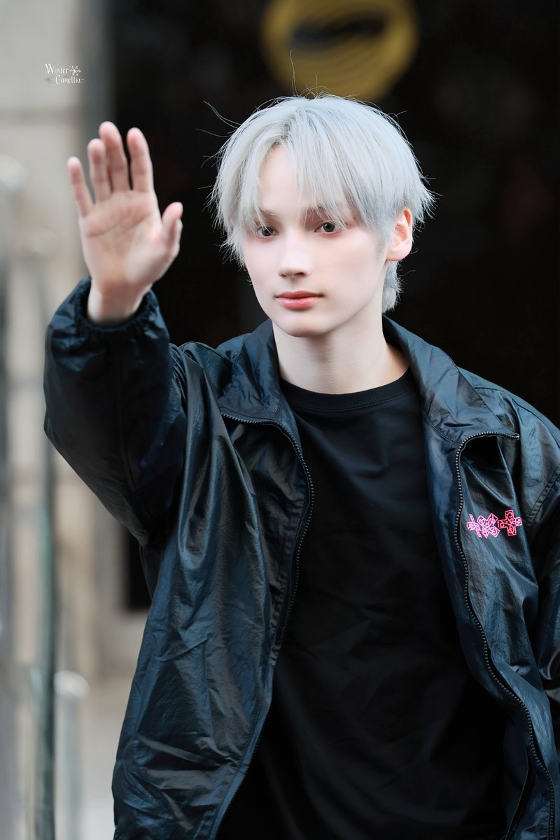 WinterCamellia tweet media