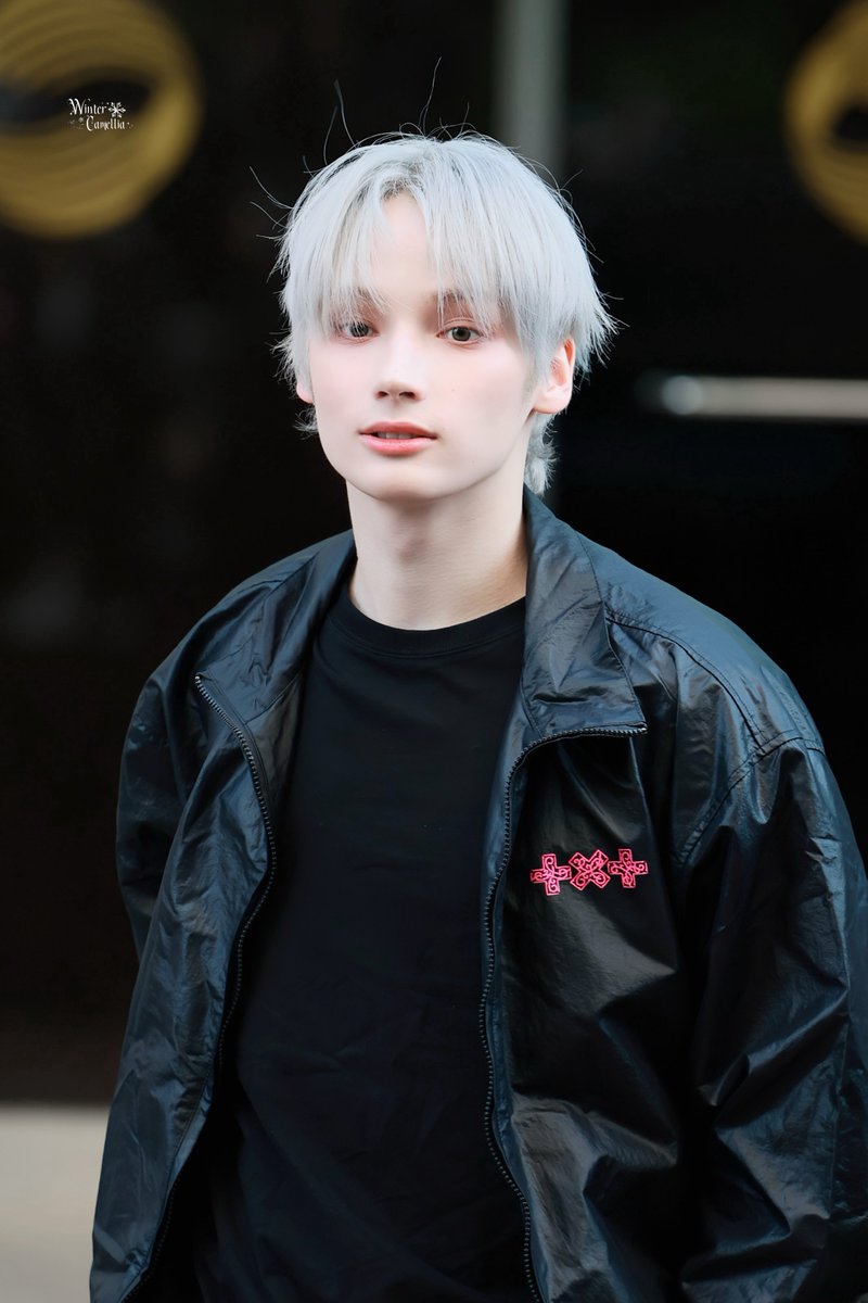 WinterCamellia tweet media