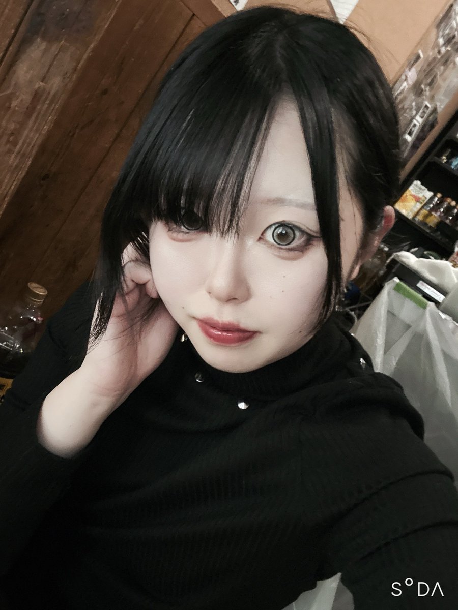 こちらは、当店自慢の『どしたん、話聞こか❓笑』になります。
19-23で🐬