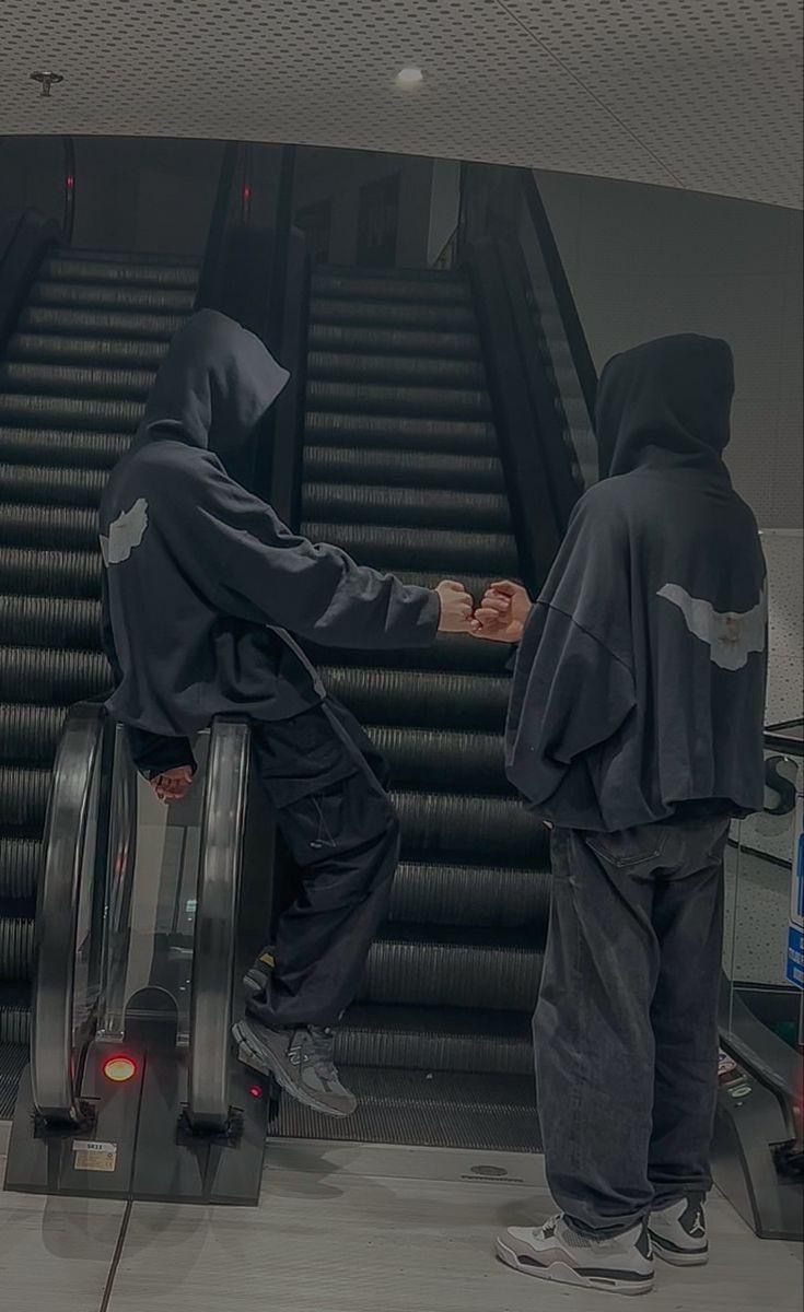 ONYEKA V ™ tweet media