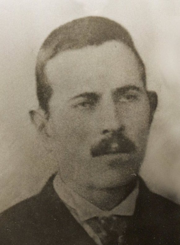 _quincey's tweet photo. #OTD 22 April 1921, 53 year old Protestant and Orangeman, father of ten, John Harrison murdered by the IRA in County Leitrim. In October 1920 John Harrison had refused to pay a 'levy' demanded by local IRA men towards weapons. In response the IRA had stolen his 'best cow' https://t.co/8Pyp1RR24z