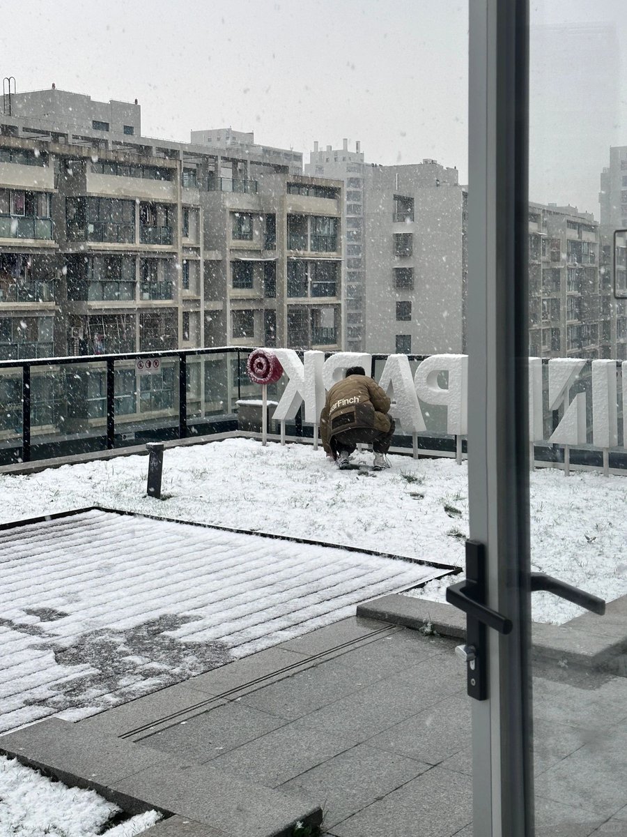 msrehan2010's tweet image. "When your intern asks if 'PPT' stands for 'Please Print This'… ♂ Office chaos just hit a new level. #WorkHumor #InternLife"