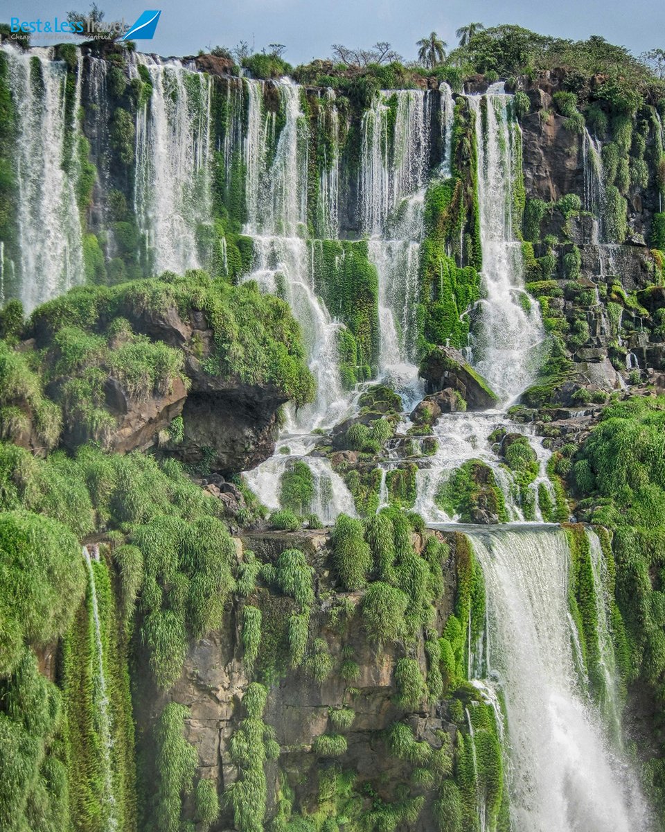 bestnlesstravel's tweet image. Nature really said “more is more” 💧🌿
Endless cascades, lush greens, and pure serenity—this is what escape looks like.

#WaterfallWonders #NatureLovers #ChasingWaterfalls #GreenParadise #TravelDreams #ScenicViews #Wanderlust #EarthBeauty #HiddenGems #ExploreMore