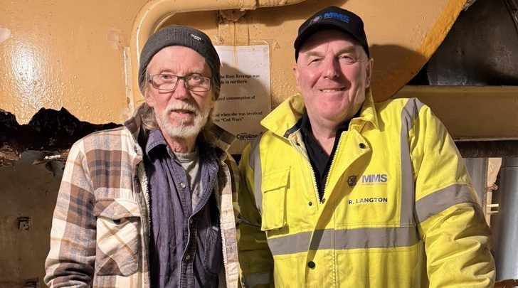 RadioVisieOffic's tweet image. Blad 2699: Ross Revenge, Unikom, NPO, MNM • UK: Ross Revenge kreeg inspectie van MCA • Zwitserland: luistercijfers voor kleinere stations • Nederland: Mark Koster fileert NPO • DINO wint MNM Start to dj 2026 • buff.ly/c0GRnk4 • #blad #radiovisie #radio