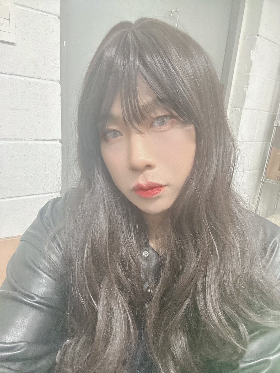 혜D tweet media
