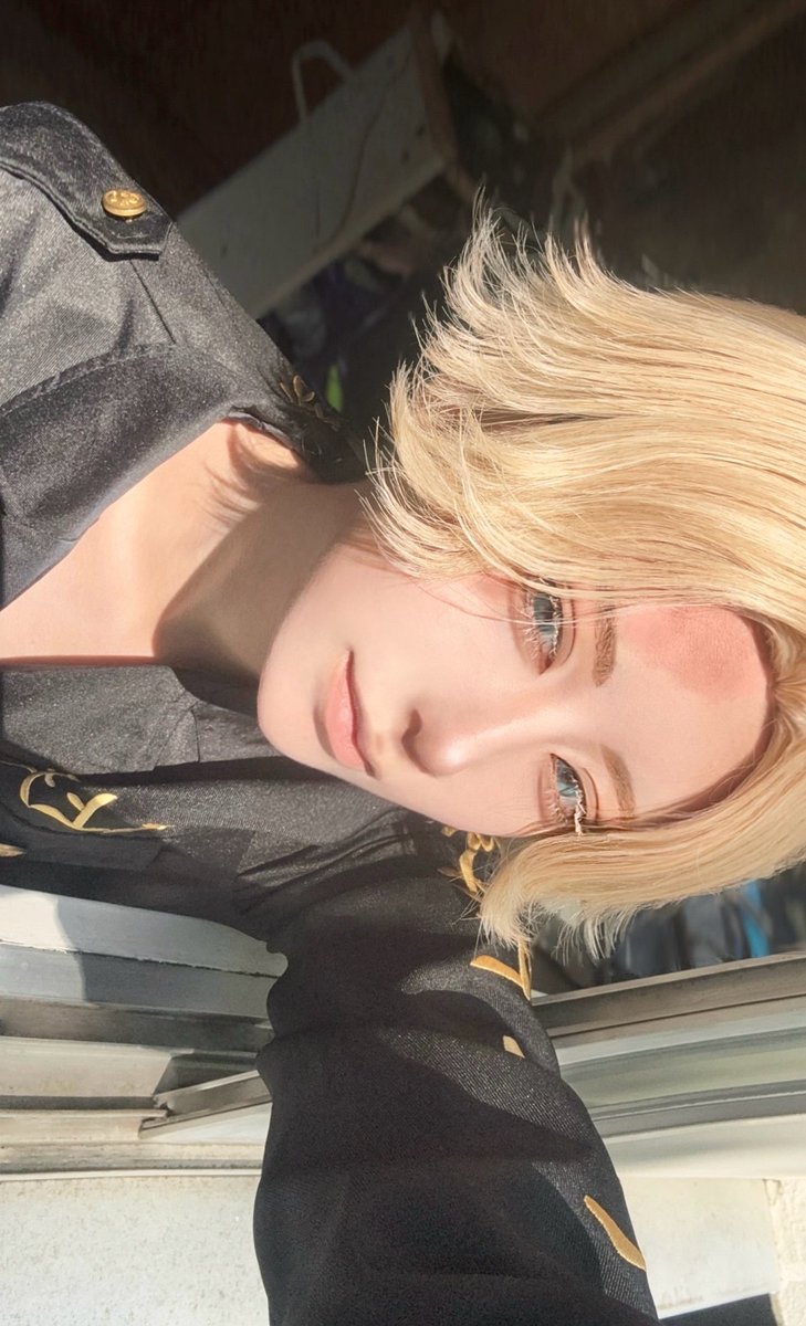 りるあ tweet media
