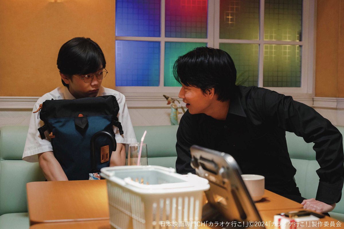 明日放送🎤

「#カラオケ行こ！」
◆4/18(土)よる11時5分～ほか

ヤクザと合唱部の中学生の交流を描く
#和山やま のコミックを実写映画化🎬

人たらしな狂児を #綾野剛 が
自身の魅力たっぷりに演じる👤

#齋藤潤 演じる聡実くんが可愛らしい✨
ラストの『紅』に涙…😢

nihon-eiga.com/program/detail…