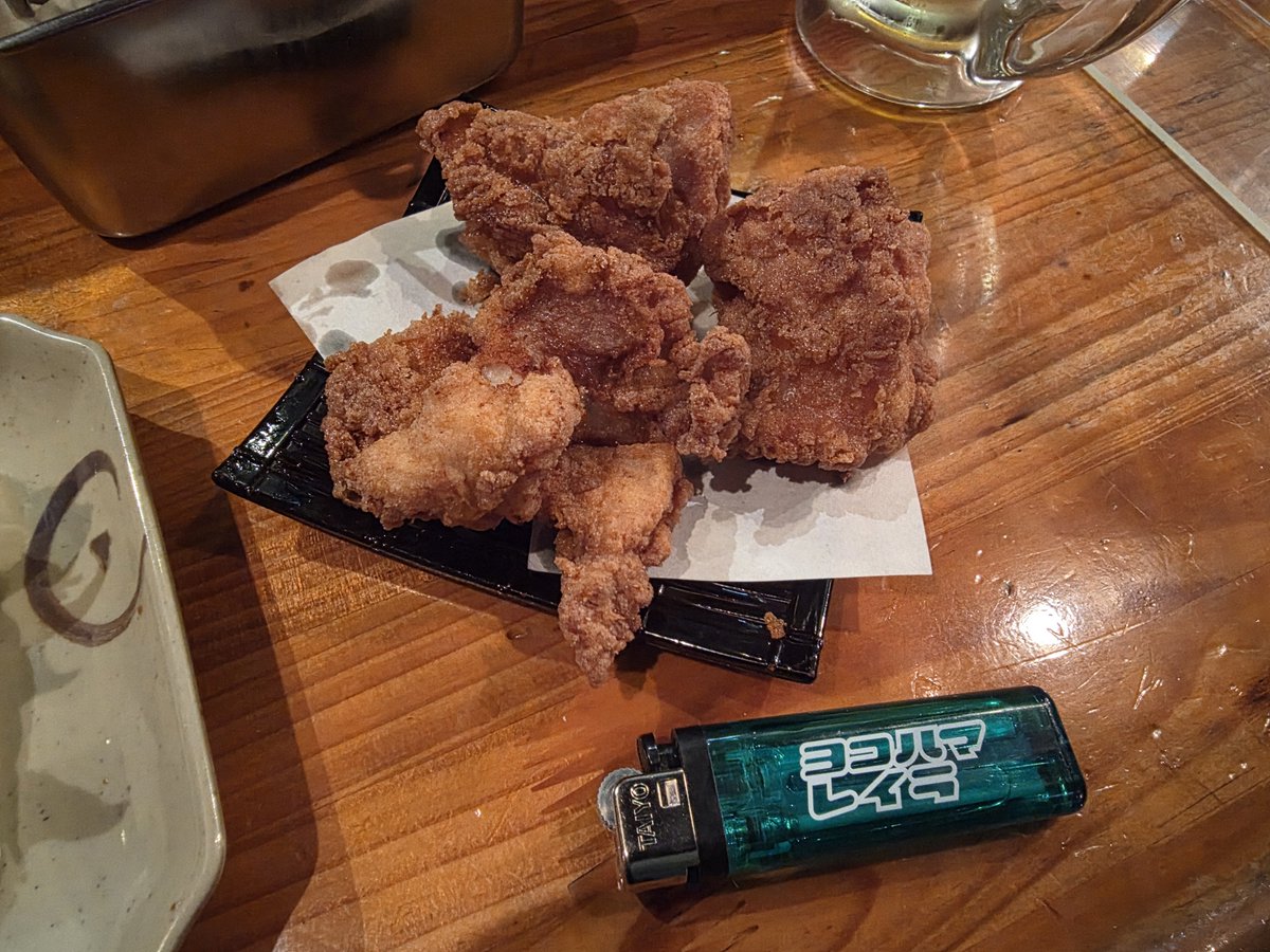 こぼりんご tweet media