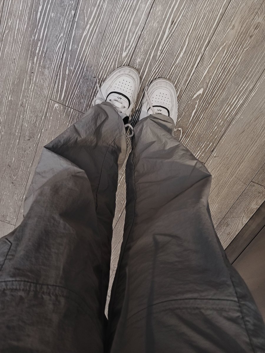 apple ࣪ 𓈒 ⭒ tweet media