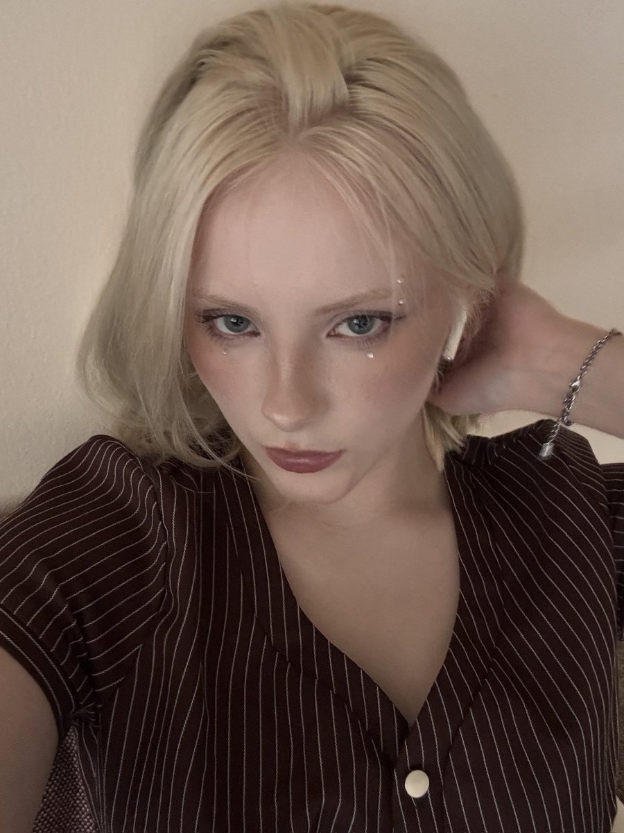 ⋆˚࿔ 𝐢𝐳𝐳𝐲 𝜗𝜚˚⋆ justb finale d-7 ♡ tweet media