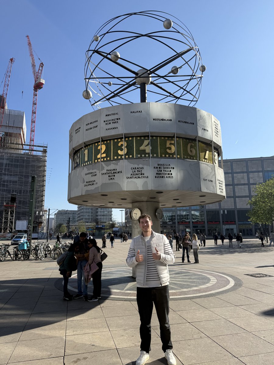 corebackbone's tweet photo. Back in #Berlin for a #BCIXRoundtable! Big thanks to the organizers @bcix &amp; all participants for creating such an open and welcoming atmosphere. Always a pleasure to meet like‑minded people and work together on making the internet better! #CoreBackbone #Networking #BCIX https://t.co/m6xE45uUzq