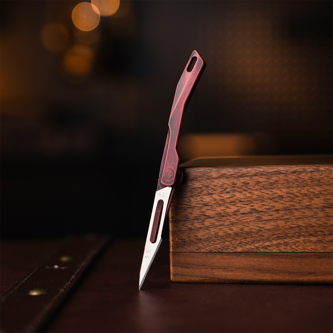 Titaner_com's tweet image. Titaner Neo Series Cerakoting EDC Gears
Model: MS-06S Kni‑ku II &amp;amp; MS-06S Pen‑ku II (Commander Type)
Color: Red (Commander Type)
Status: Exclusive EDC for OG Aces
Finish: All‑red with black weathering
Buff: 30‑day free trial • Lifetime warranty
#everydaycarry #edccommunity #pen