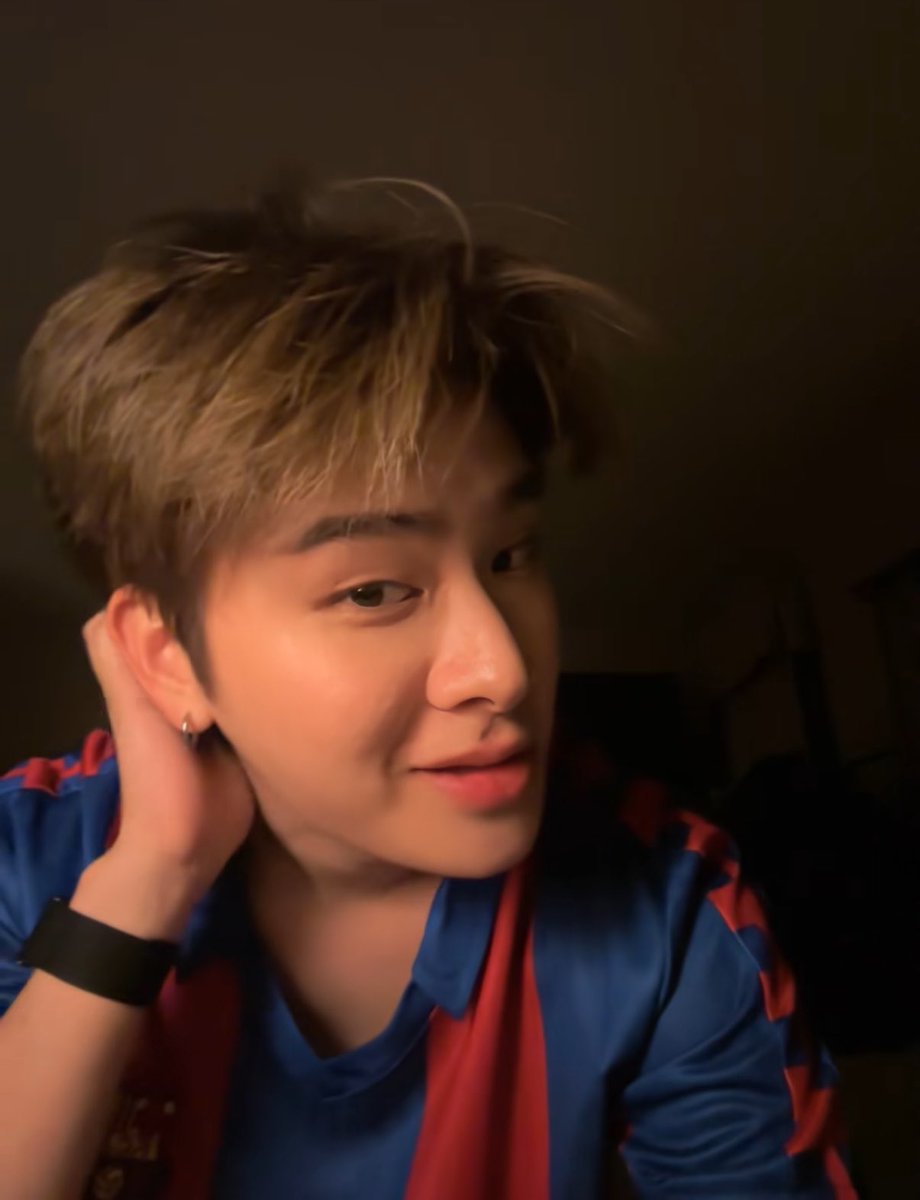 ทอนอบัส✨ tweet media