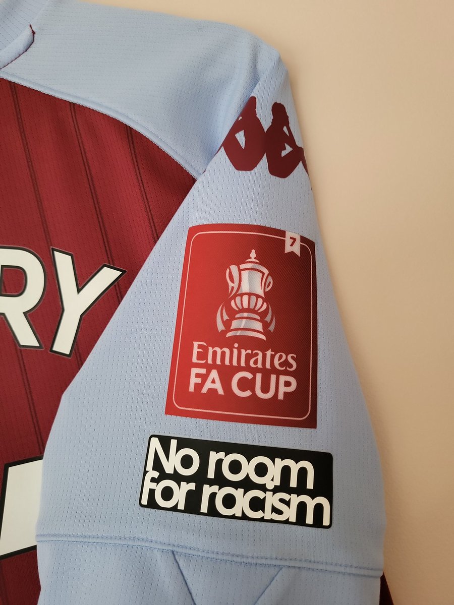 TheSimcoeVillan's tweet image. Love obscure shirts like this! I also have a shirt I’m fairly certain no one else does 😅…#UTV #FACup
