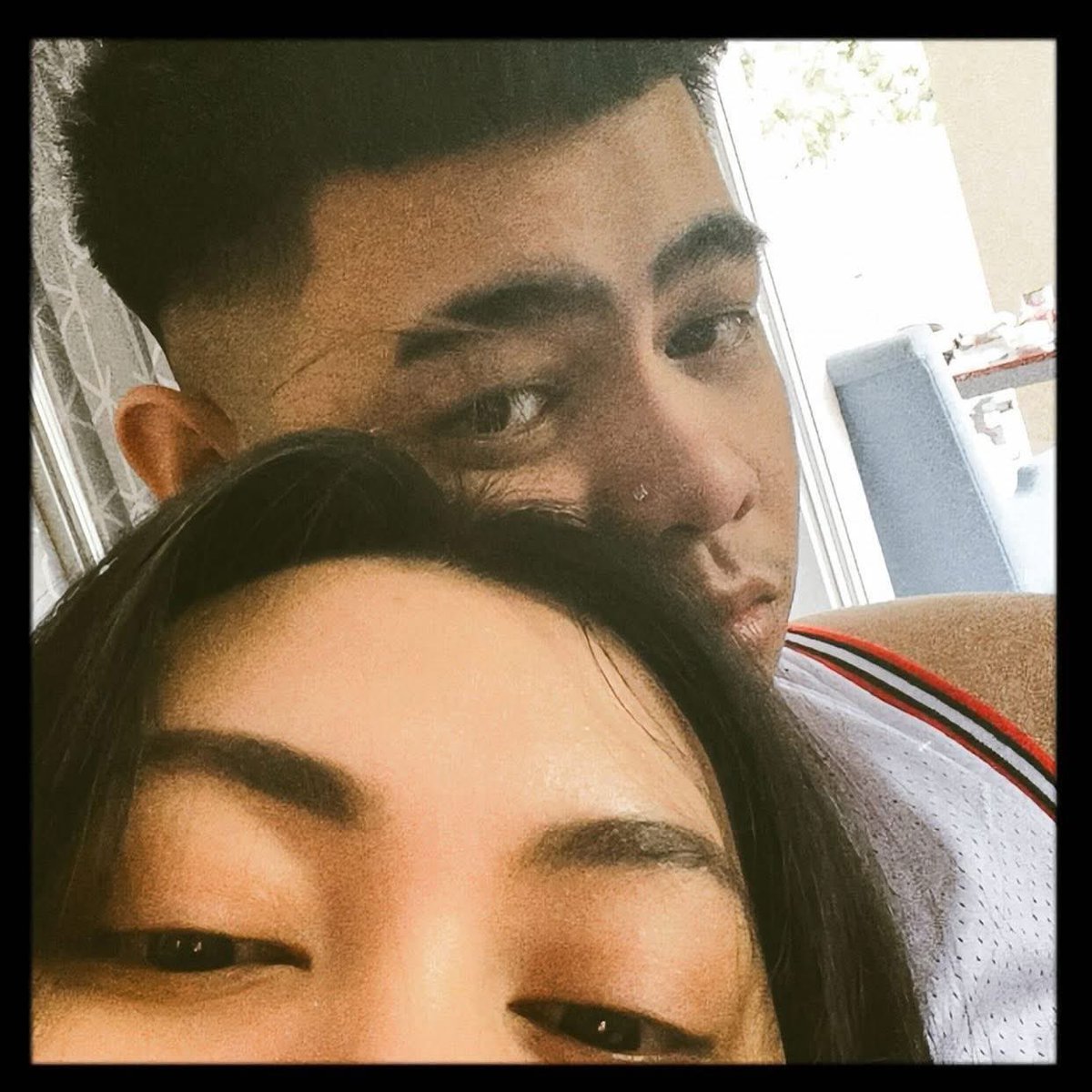 jeyangii's tweet photo. n now you're are the only peace I crave in this chaotic world!! At lagi mong tatandaan na mahal kita mapa meron man o wala, at mamahalin kita sa mga araw na hindi mo na mahal ang sarili mo ❤️ https://t.co/TzHjYT0yFl