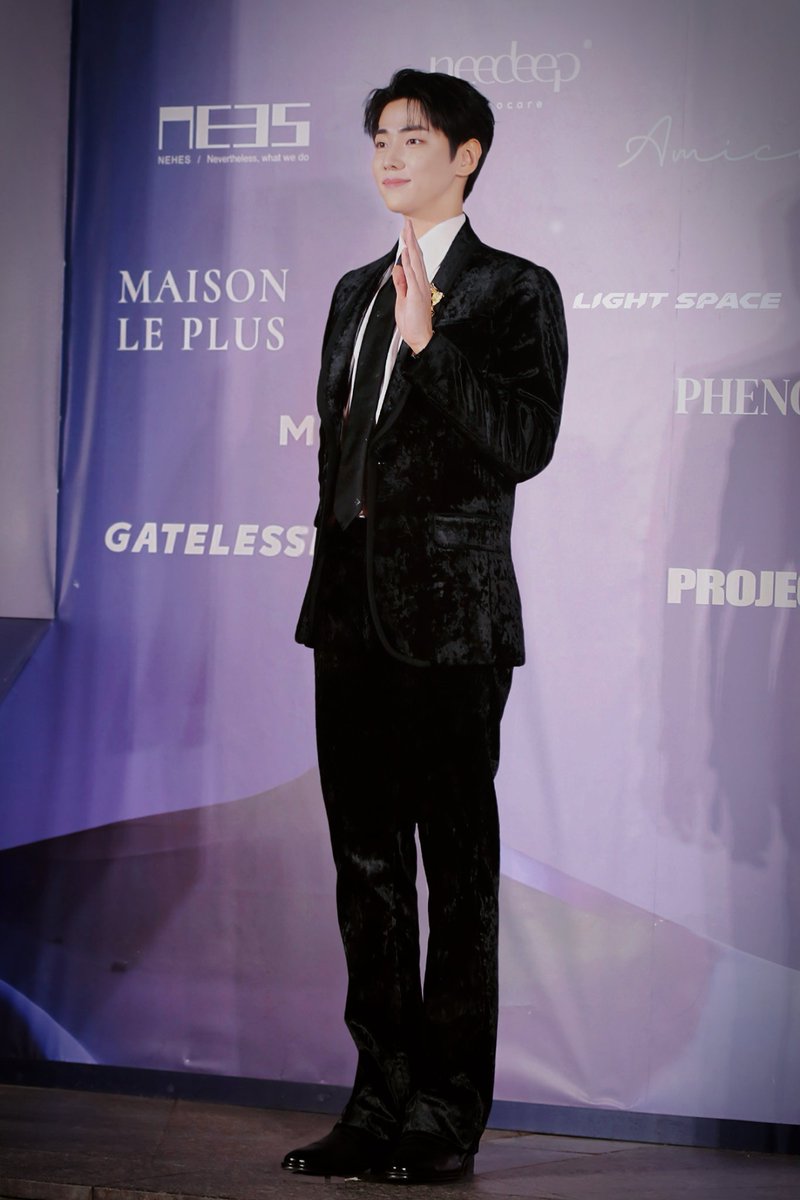 박재찬시그널만렙_LIGHT SPACE tweet media