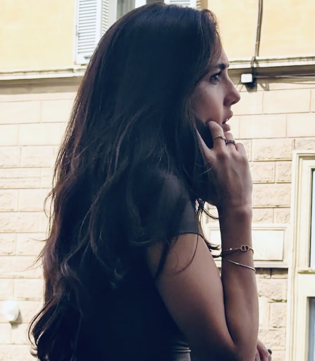 Donatella tweet media