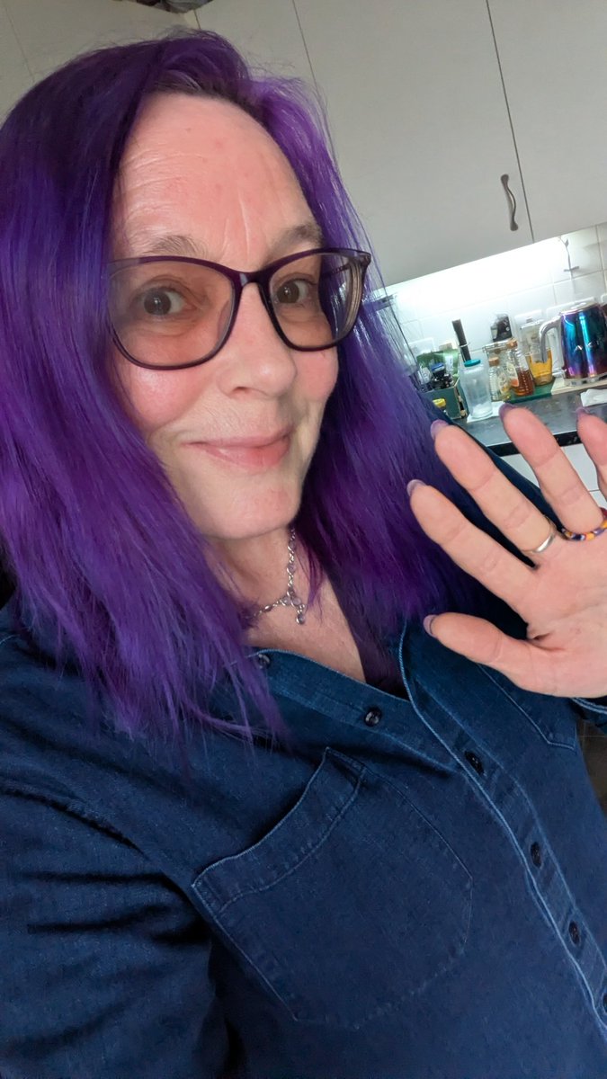 Claire Behind The Hair tweet media