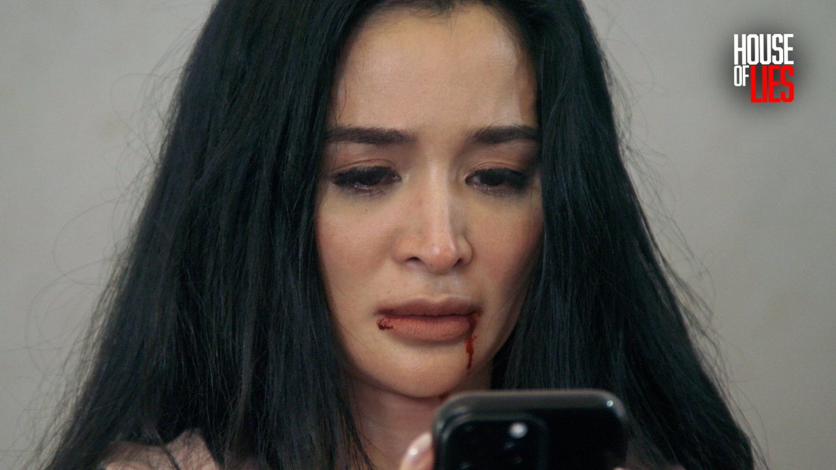 gmanetwork's tweet photo. Habang mas tumitindi ang kalagayan ni Jasmine, mas lumalalim din ang problema nina Paolo at Thea! Alam na ni Edward ang katotohanan tungkol kay Ashley! 😳💥
#HouseOfLies #HOLEdwardExplodes https://t.co/9k4HHALi6z