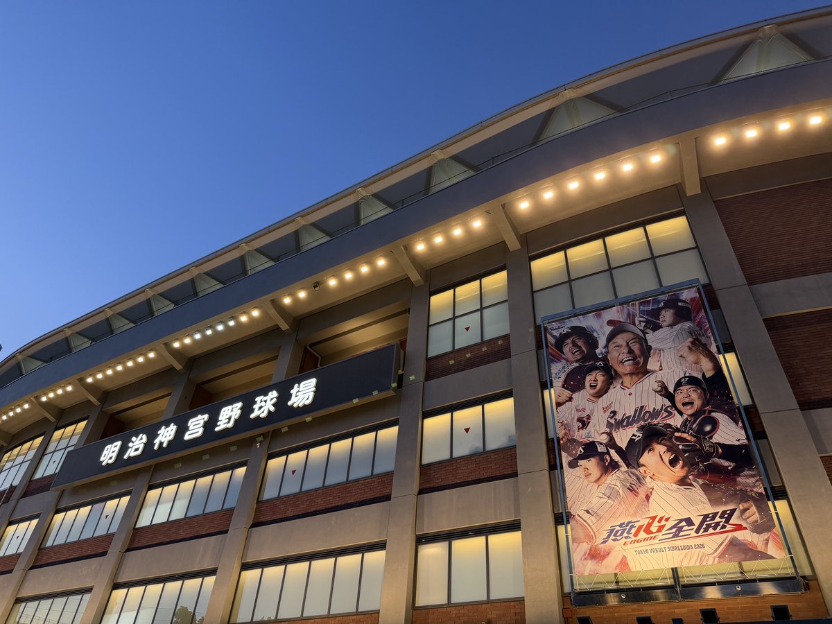 みるこ tweet media