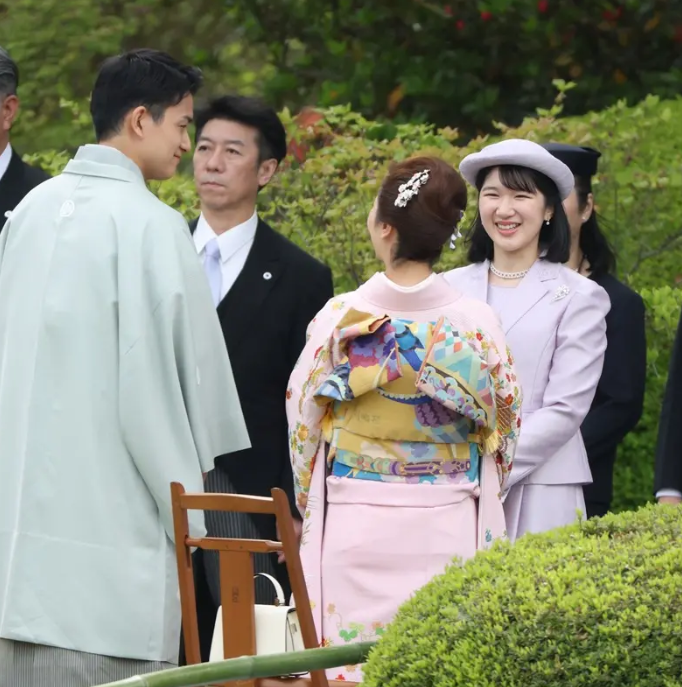 12月1日生まれのアマテラス tweet media