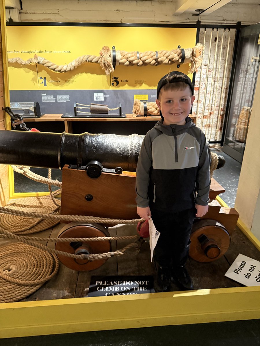 unlucky neil tweet media