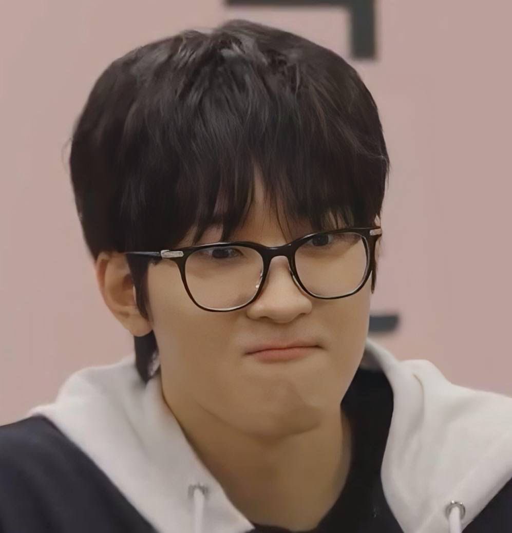 저너누깜쟝고먐미 tweet media