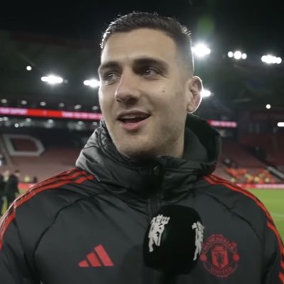 ابوعادل tweet media