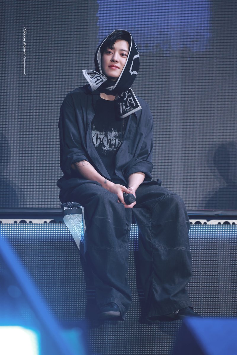 Glorious Moment✨ tweet media