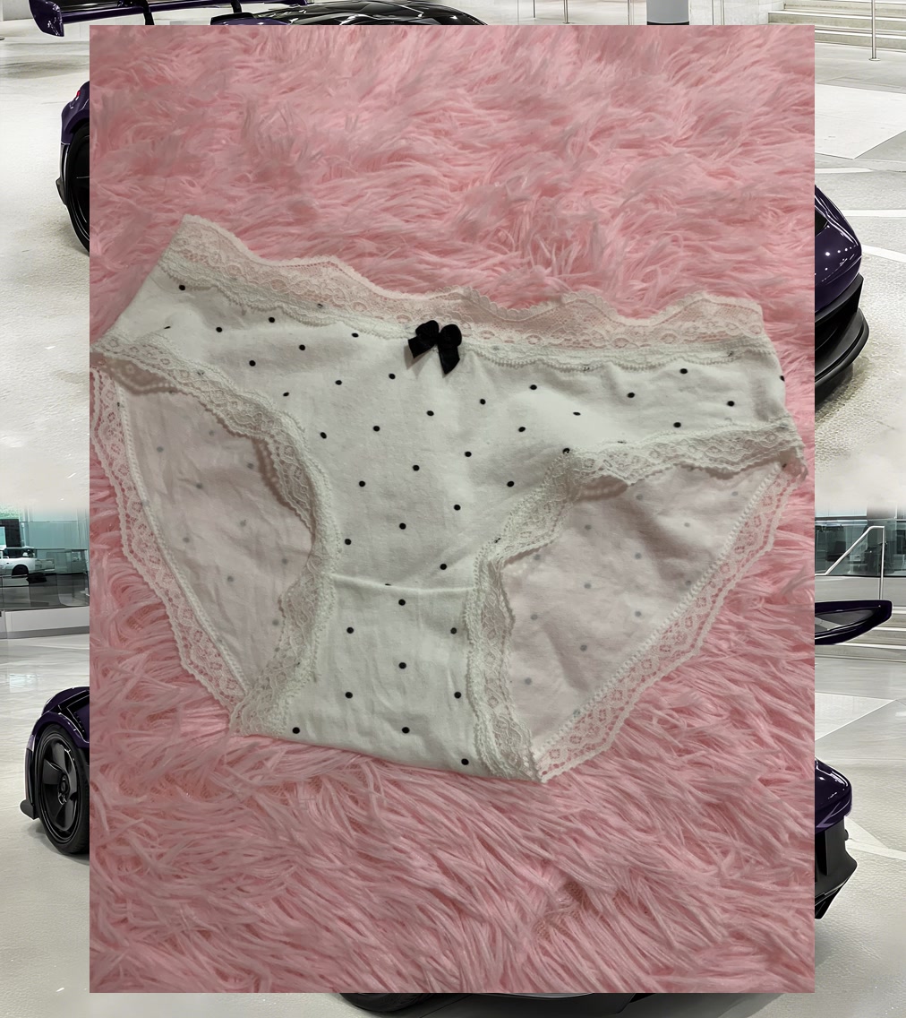 Ashley Harris tweet media