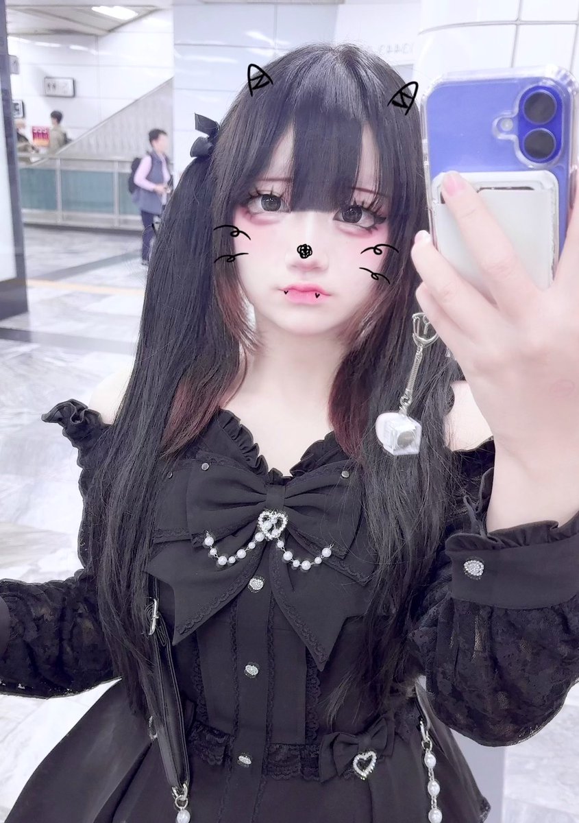死 tweet media