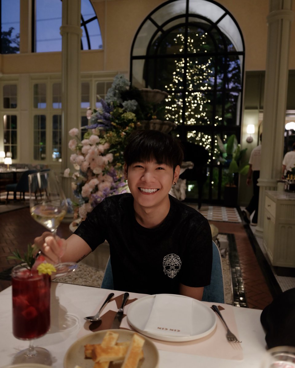 SINGTOFC_TH tweet media