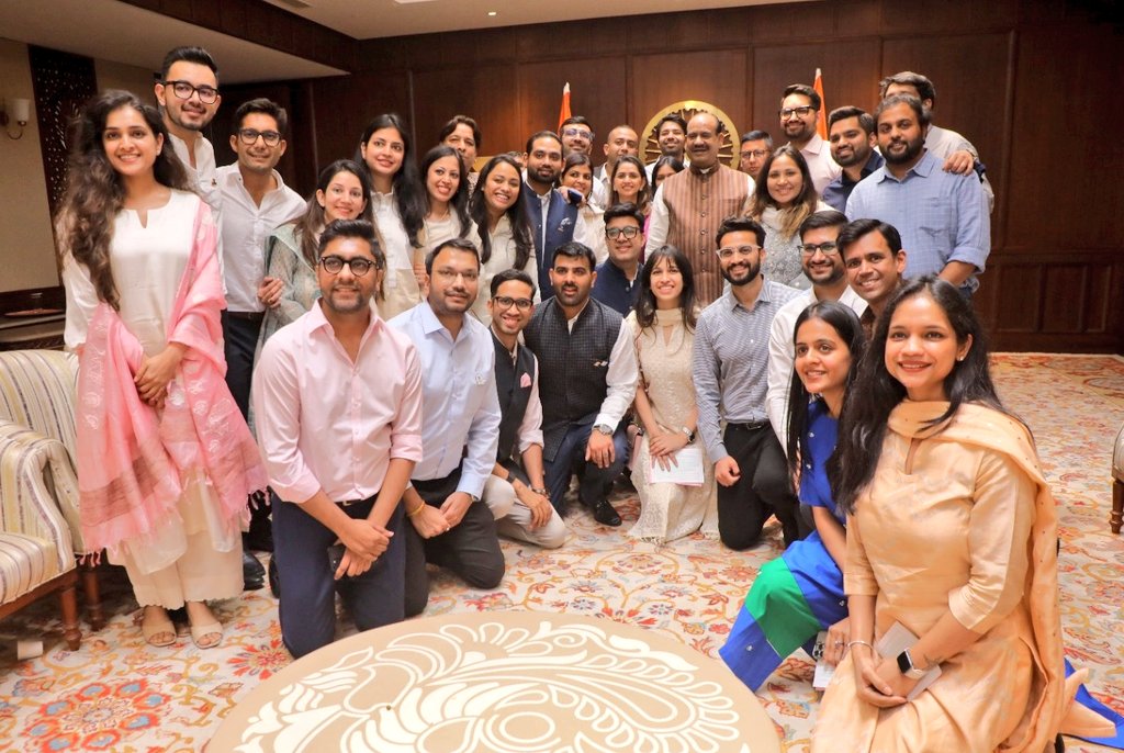 LokSabha_PRIDE's tweet image. Hon'ble Lok Sabha Speaker, Shri Om Birla, with a group of participants from Kota-Bundi, who visited the Parliament of India 🇮🇳 today.

The study visit was organised by @LokSabha_PRIDE.

#ParliamentofIndia #StudyVisit #Participants #KotaBundi @ombirlakota @loksabhaspeaker