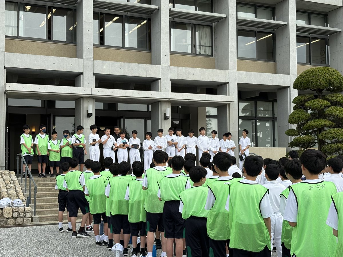 六甲学院 公式「くま先輩の日誌」 tweet media