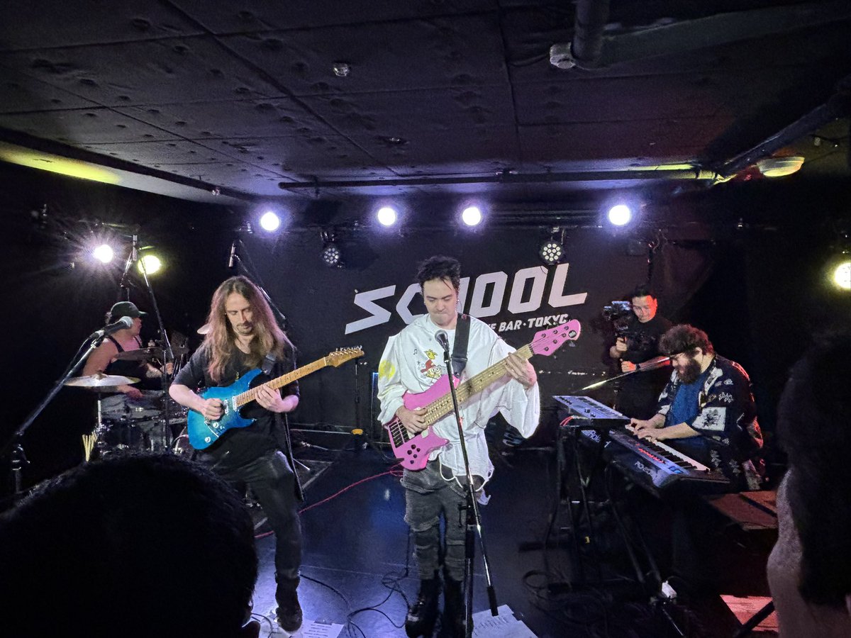 progre-fan tweet media