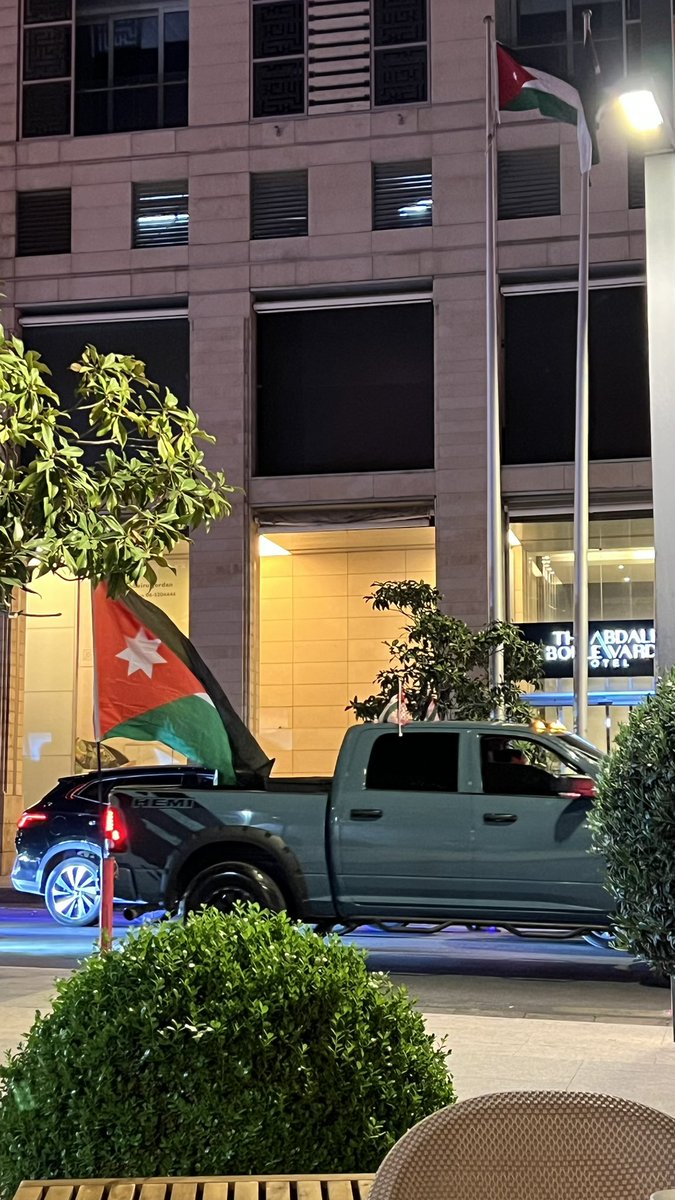 alnuorei's tweet photo. بلد عيني
بلد قلبي
بلد رُوحي
❤️ https://t.co/cMIvaGFgtL