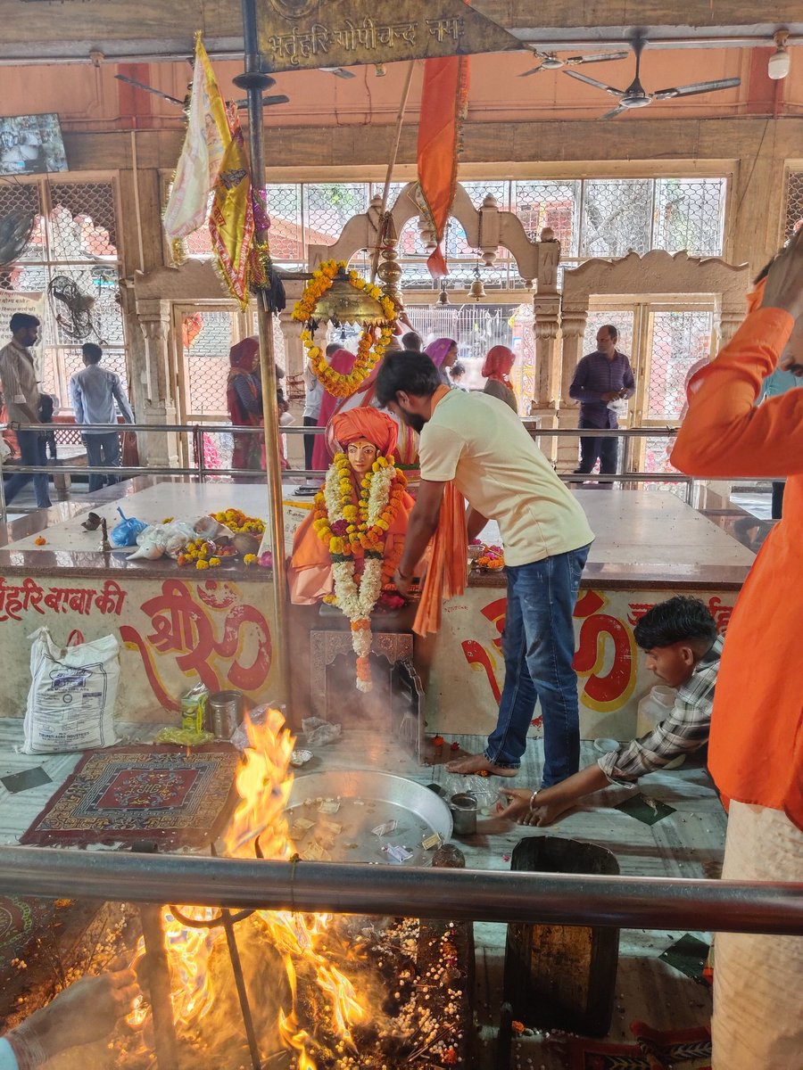 DevPosw's tweet image. आज भर्तृहरि बाबा के चरणों मे धोक लगाकर आशीर्वाद लिया।
सभी क्षेत्रवासियों की खुशहाली और भविष्य कि मंगल कामना की । ❣️🚩🙏
#hilights #tranding #photooftheday