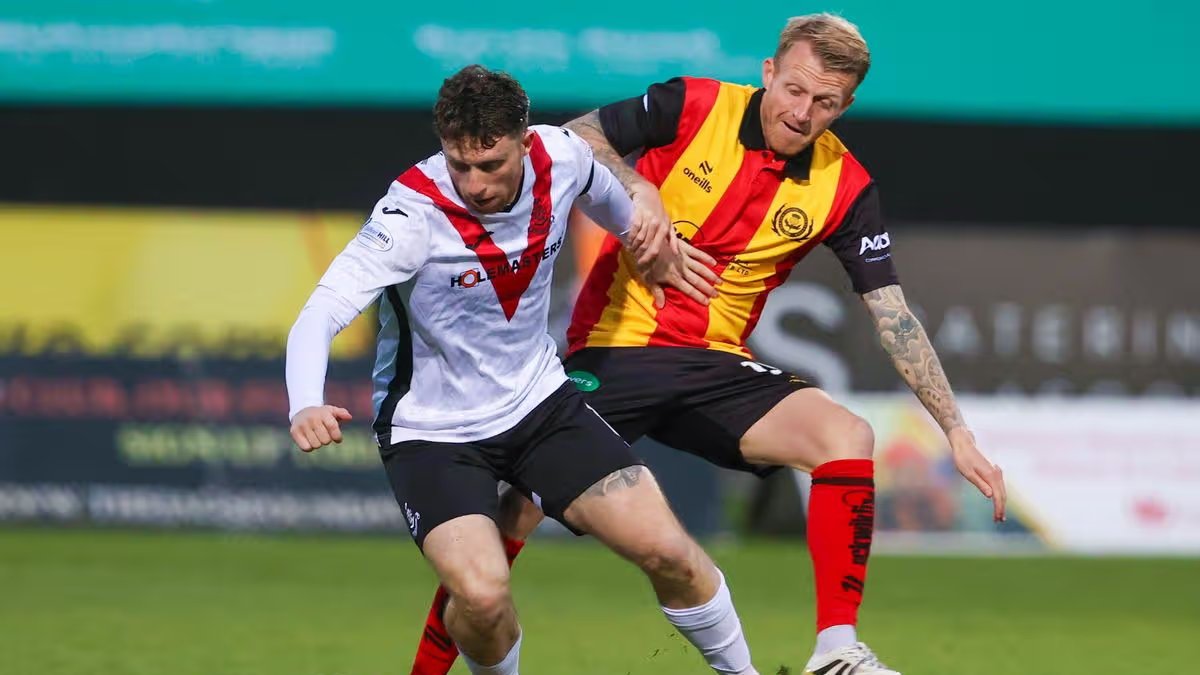 Lewis Fitzpatrick Robbie Crawford is set to agree a 1-year extension with the club. Other ...