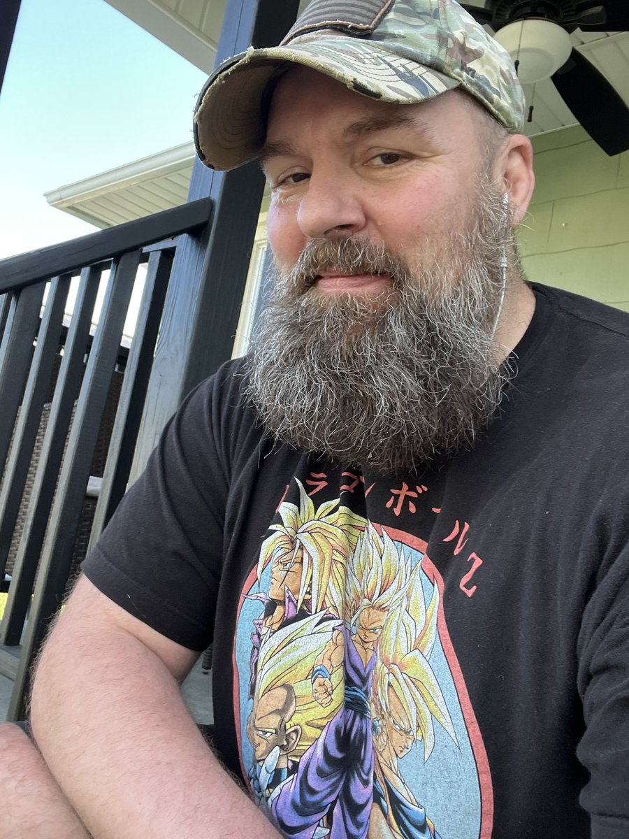 ABeardedViking/DFost tweet media