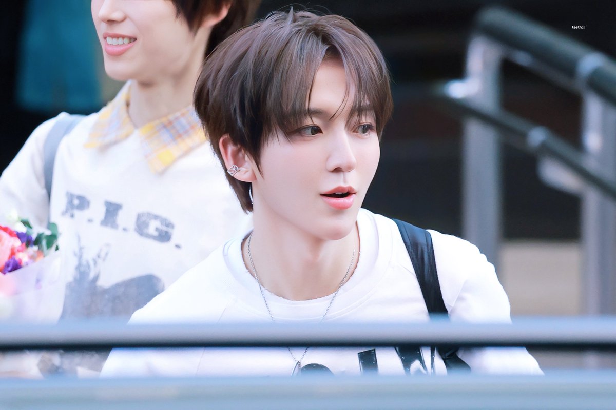 cherryteeth313's tweet image. 260417 뮤뱅

#동현 #Donghyeon #킥플립 #KickFlip