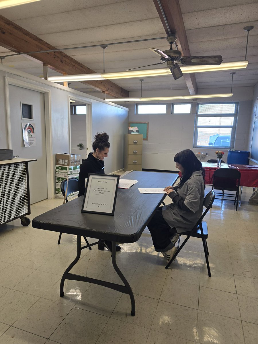 WinfieldNation's tweet image. ❤️🤍 A powerful day in Warrior Nation!

Students built resumes, practiced interviews, and explored careers with local professionals—gaining real-world skills in communication, confidence, and future planning.

Thank you to all who made this possible! ❤️🤍 #WarriorNation