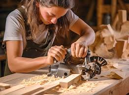 FRCI15's tweet photo. Make Your Own Window Box 
Fancy creating a beautiful window box for your home or garden? Join our woodwork class and build your very own! 
📷 Monday 20th April
📷 10am – 12 noon
📷 £10 per session
Places are still available – book now by calling 📷 028 6632 6478. https://t.co/gJbkdjElh5