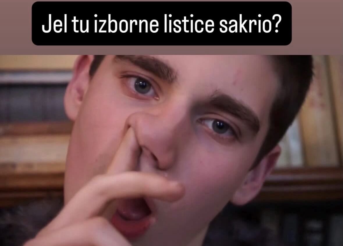 Melodramagirlz's tweet photo. Da se prisetimo ranih radova kolege ćacija filipa mitrovica #mfub https://t.co/NSv5IX6G9C