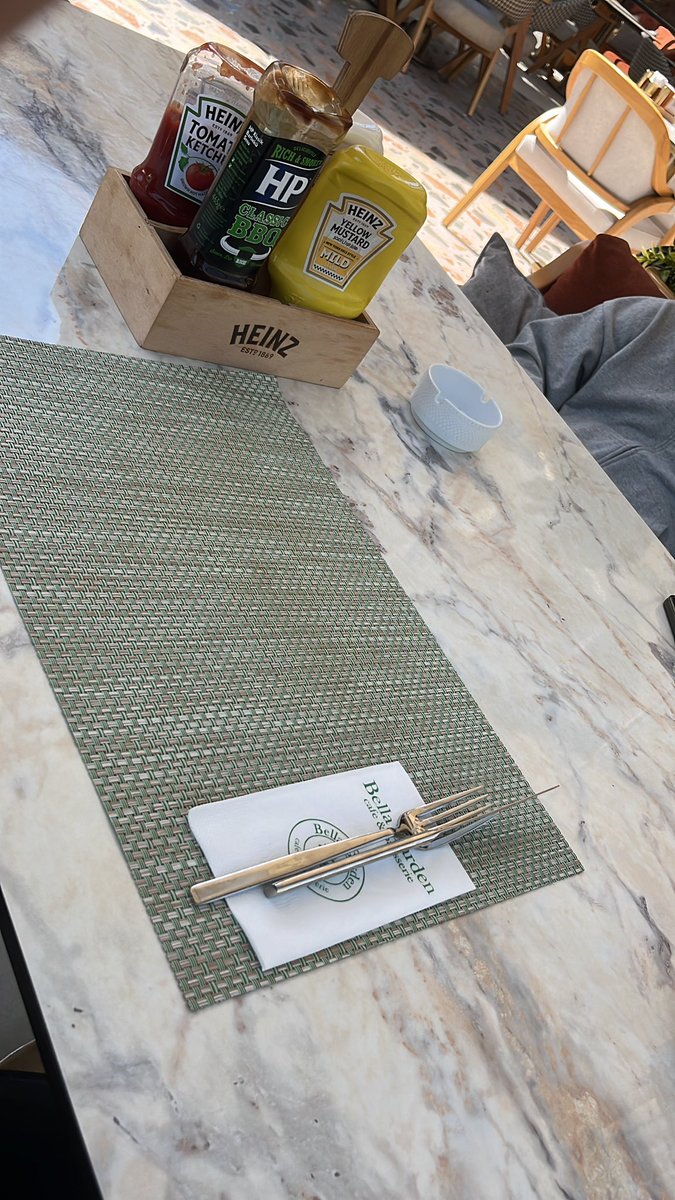 penaltı çalmayan hakem tweet media