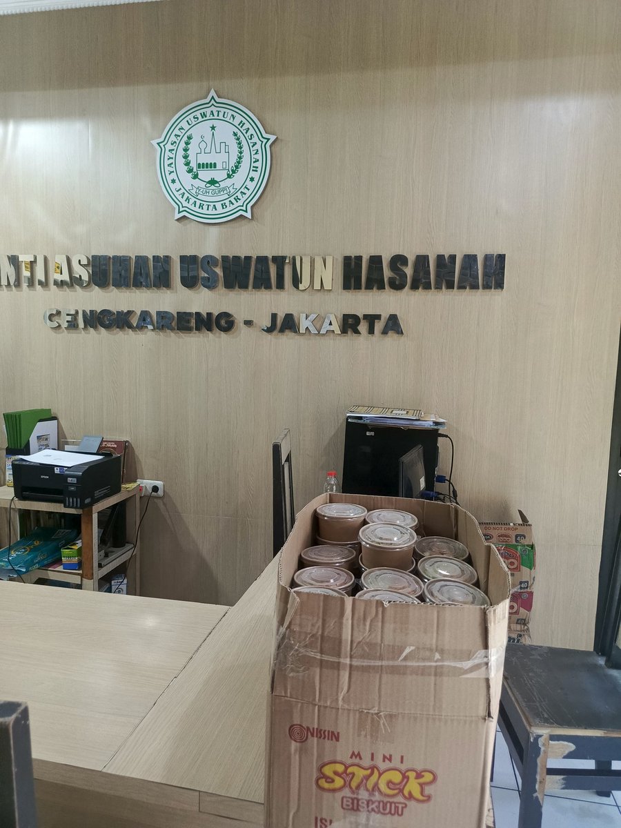 mut🐰open catering, jumat berkah & BTS fanmerch📌 tweet media