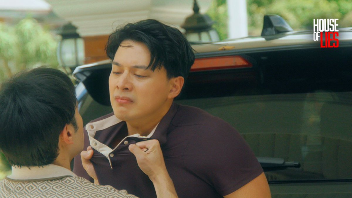 GMADrama's tweet photo. Hindi na napigilan—matinding komprontasyon ang nauwi sa pisikal na sagupaan! Naiwan si Paolo na sugatan at duguan! 😱 😤
#HouseOfLies #HOLEdwardExplodes https://t.co/ZpPAVc8obZ