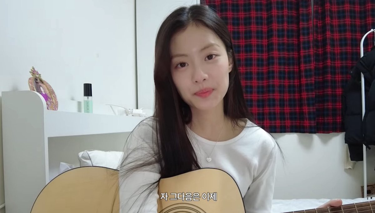 🤍🐰 17/04/26 🐰🤍

 ” Vlog EP 3 “ 

วันนี้การัมมาเล่นกีตาร์ เพลง Shape Of You ของ Ed Sheeran และ เพลง Way Back Home ของ SHAUN ด้วยเพราะมากๆเลย 💛

📍 youtu.be/Kew-pwH6mY8?si…

ทุกคนอย่าลืมไปกดติดตามการัมกันด้วยน้า~ 🤍🐰

#คิมการัม #kimgaram #김가람
#การัม #garam #가라