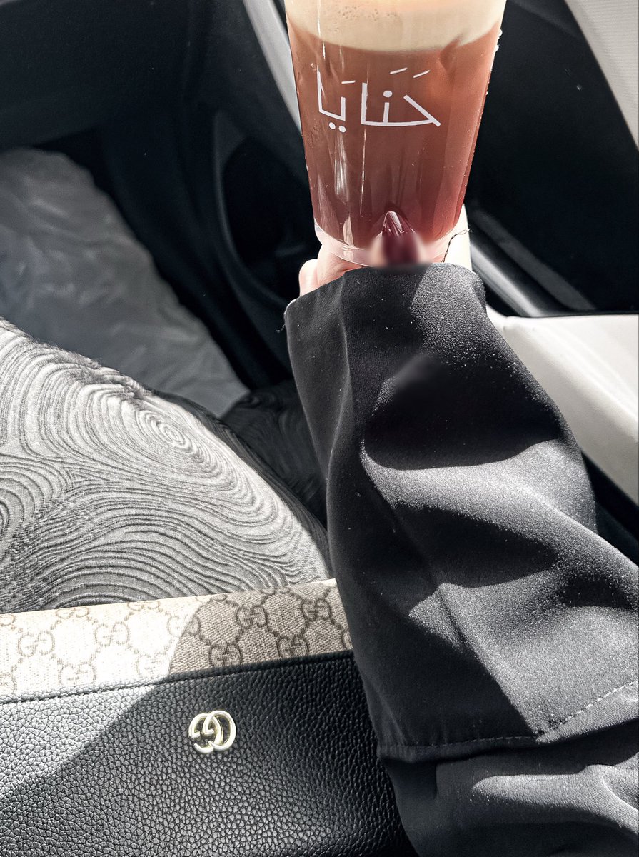 𝜗𝜚 tweet media